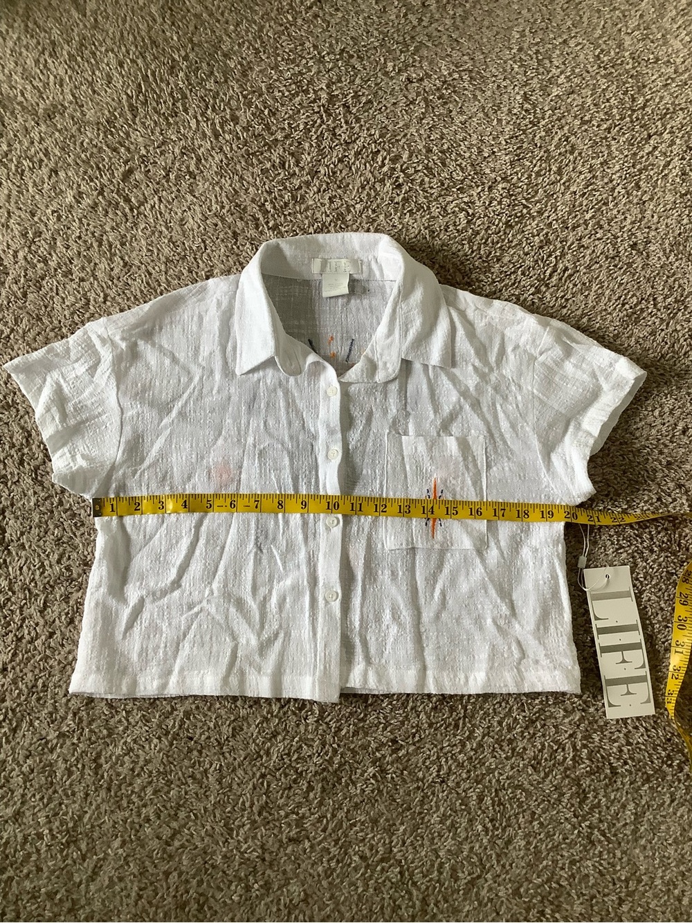 White Short-Sleeve Button Crop Shirt with Evil Eye Embroidery - Picture 4 of 7